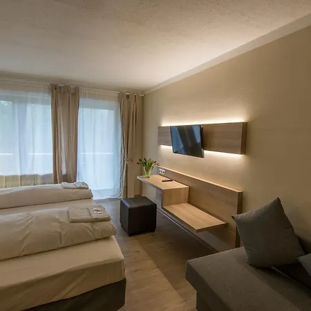 Ahorn Hotell